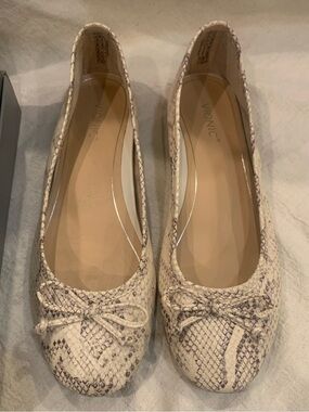 Vionic Callisto Ballet Flats Cream Embossed Snake Skin Leather Orthotic